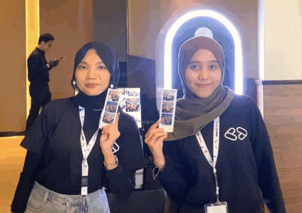 7 Hal yang Wajib Anda Tanyakan Sebelum Sewa Photobooth AI